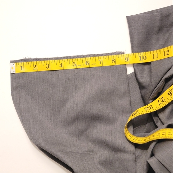 Michael Kors Pants L 37", Waist 33W, - Picture 10 of 10